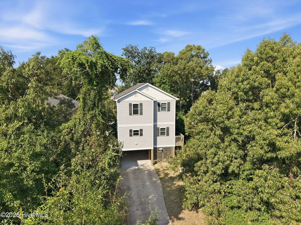 205 Lancer Court, Kill Devil Hills