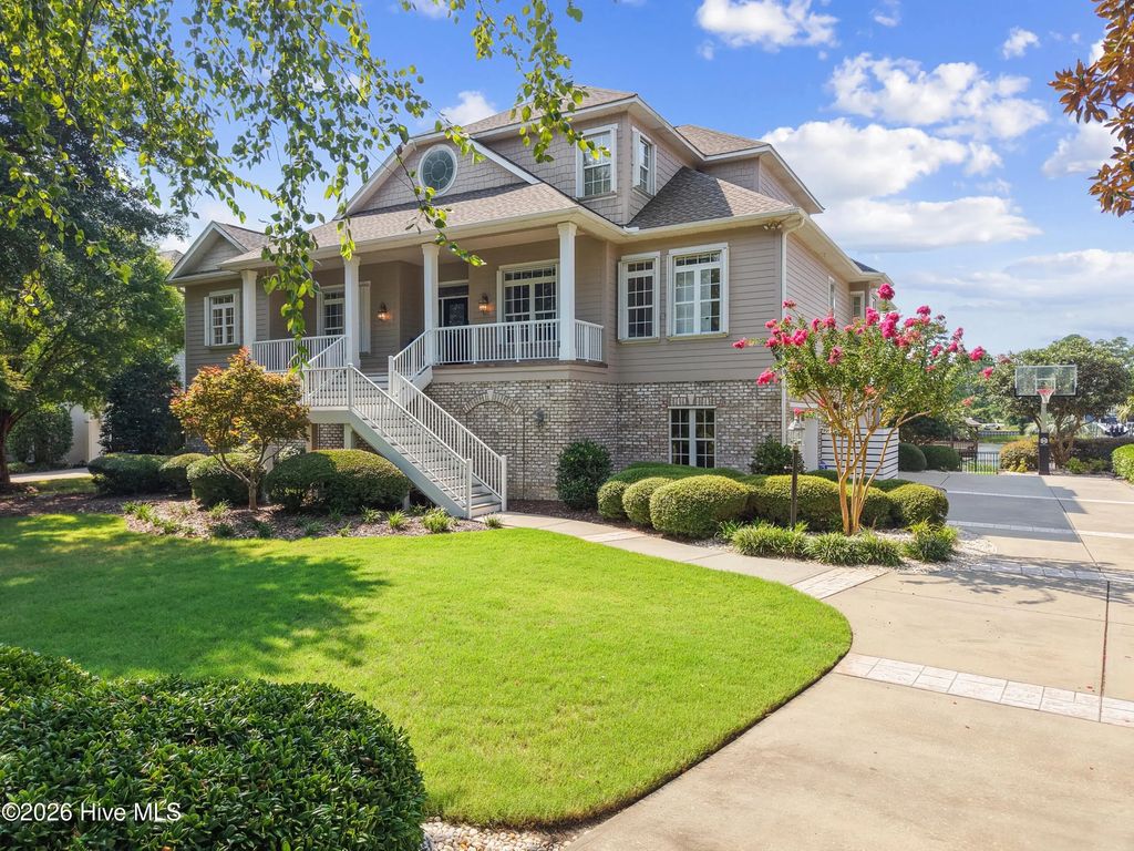 2777 Pinecrest Drive Se, Southport