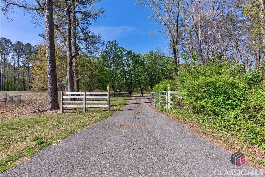 8986 Highway 29 S, Hull