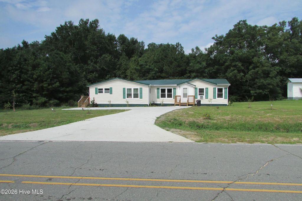 913 Isaac Road, Clinton