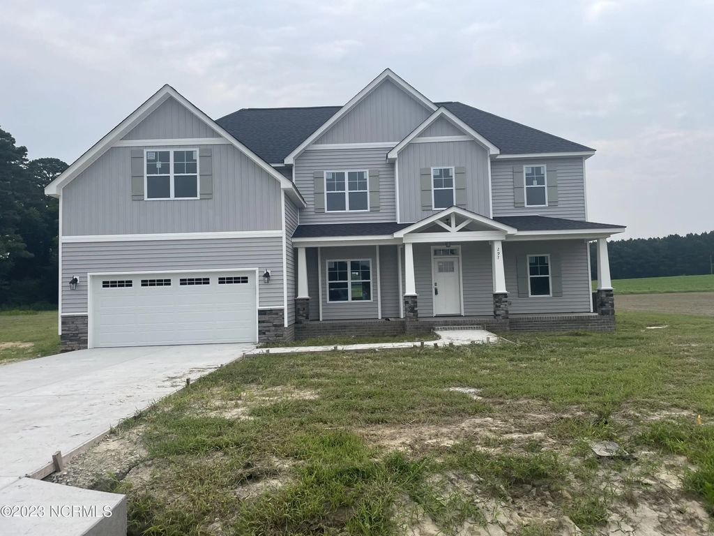 297 Shortleaf Drive, Grimesland