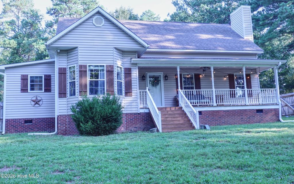 1536 Marks Creek Church Road, Laurel Hill