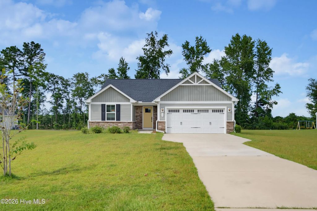 36 Deerfield Lane, Tabor City