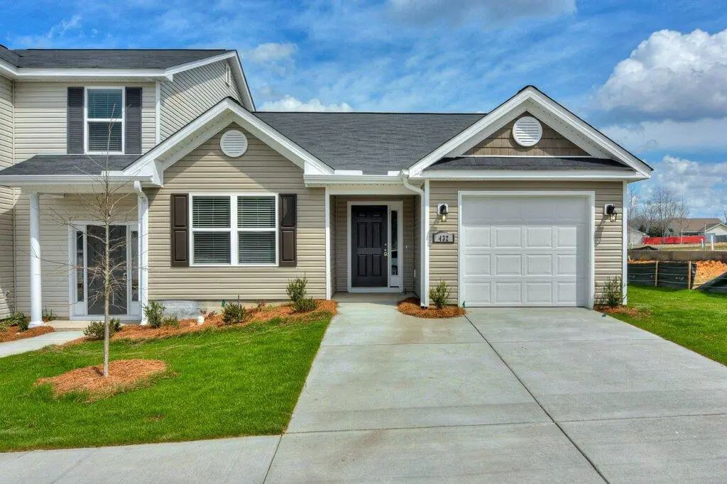 369 Norwich Drive, Columbia