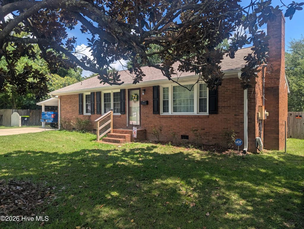 113 S Canal Street, Whiteville