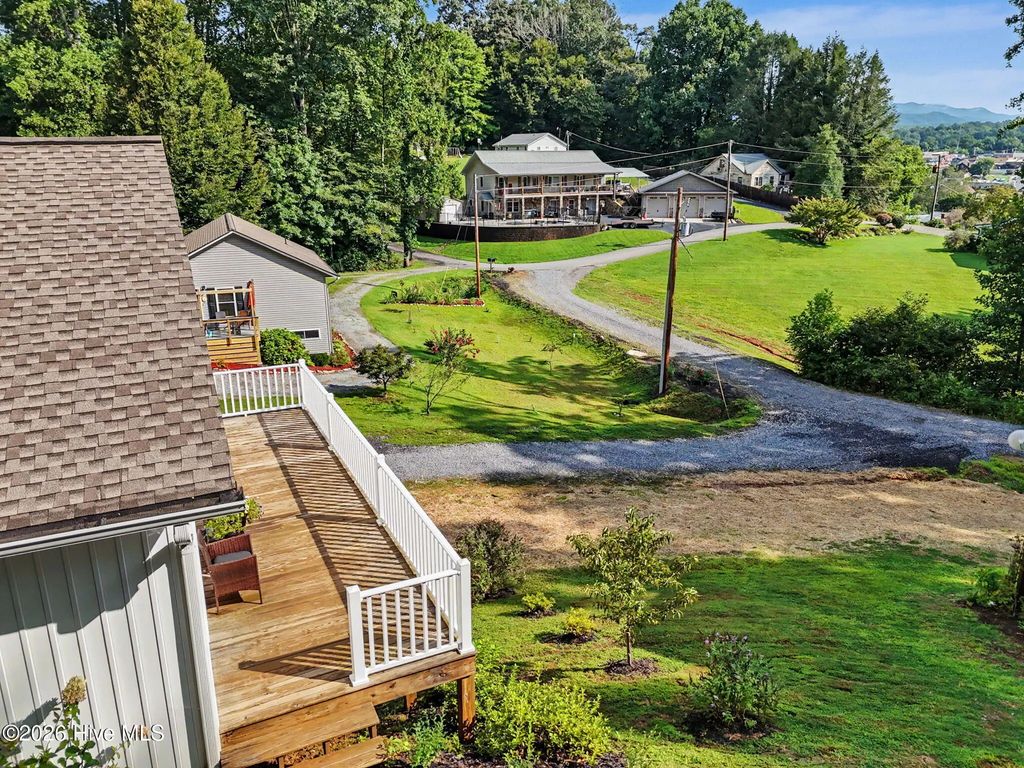 155 Indian Passage Drive, Murphy