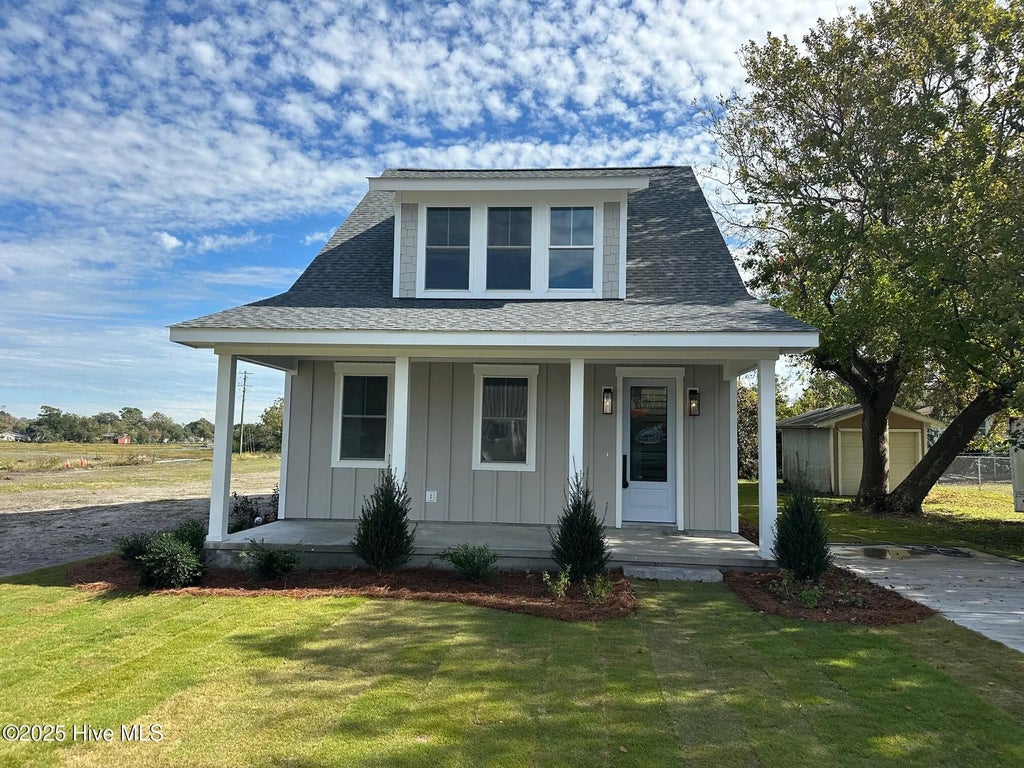 504 N 25th Street, Morehead City