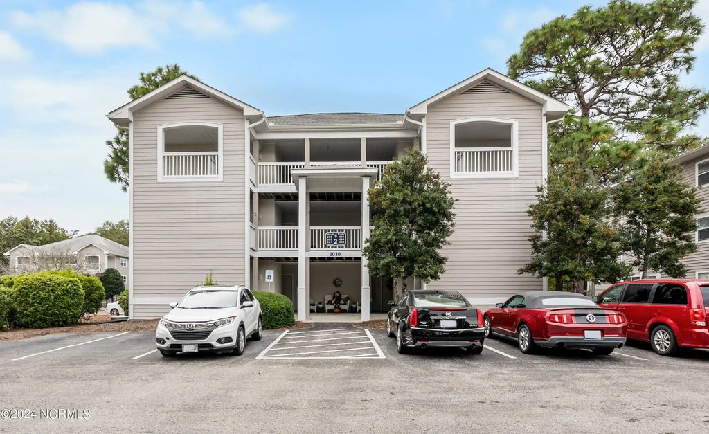 3030 Marsh Winds Circle Unit 205, Southport