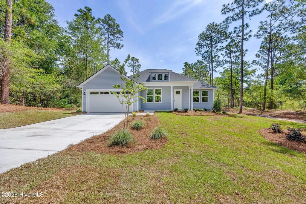 251 Foxcroft Road, Southport
