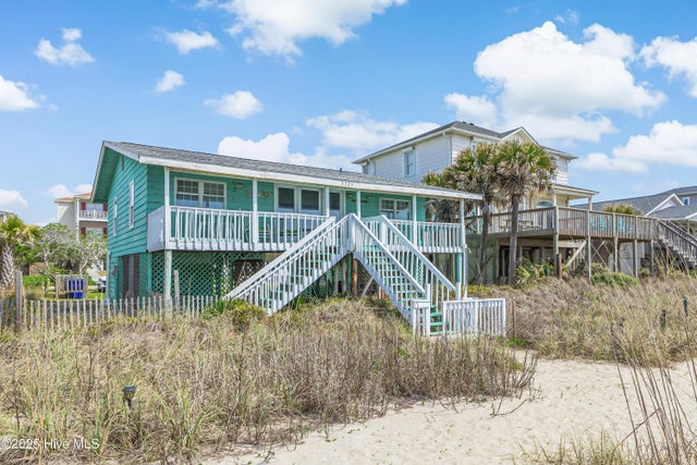 3325 W Beach Drive, Oak Island Beach