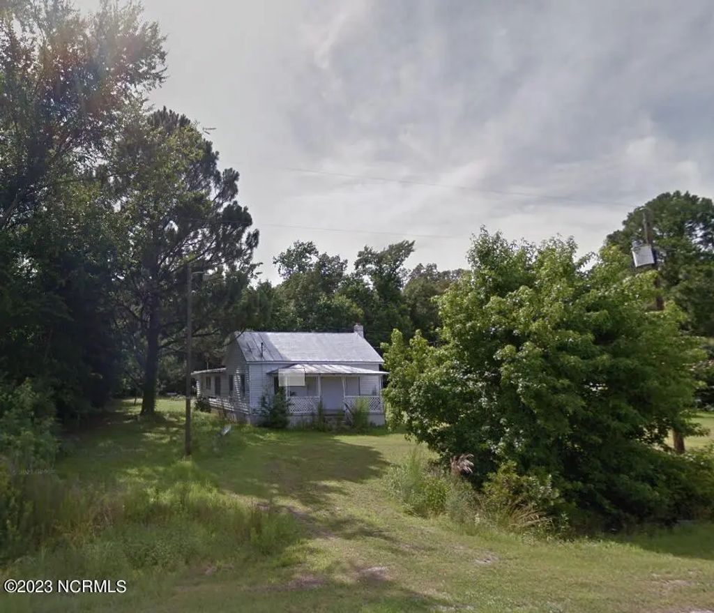 306 Neals Creek Road, Bayboro