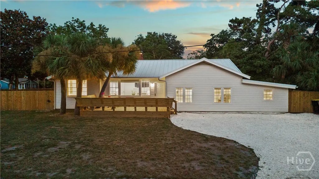 1402 6th Avenue, Tybee Island