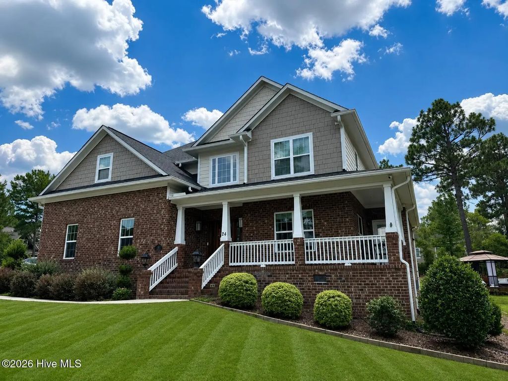 24 Banning Drive, Whispering Pines
