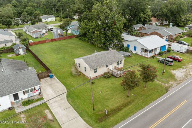 909 N 20th Street, Morehead City