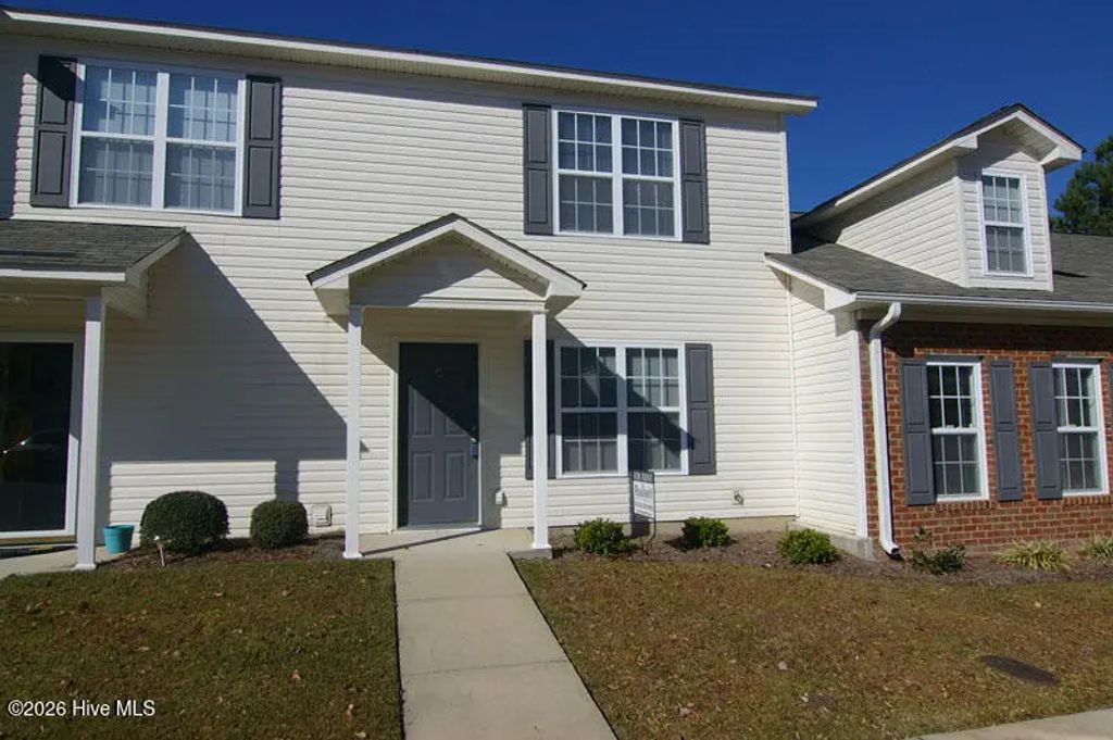 4125 Dudleys Grant Drive G, Winterville