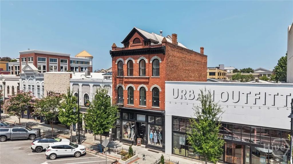 151 Clayton Street, Athens