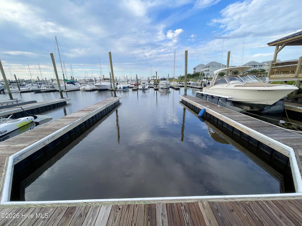 100 Spencer Farlow Drive C-62, Carolina Beach