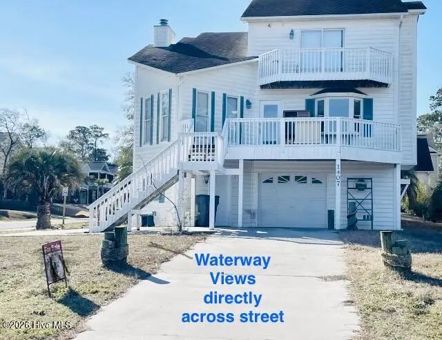 1407 E Yacht Drive, Oak Island