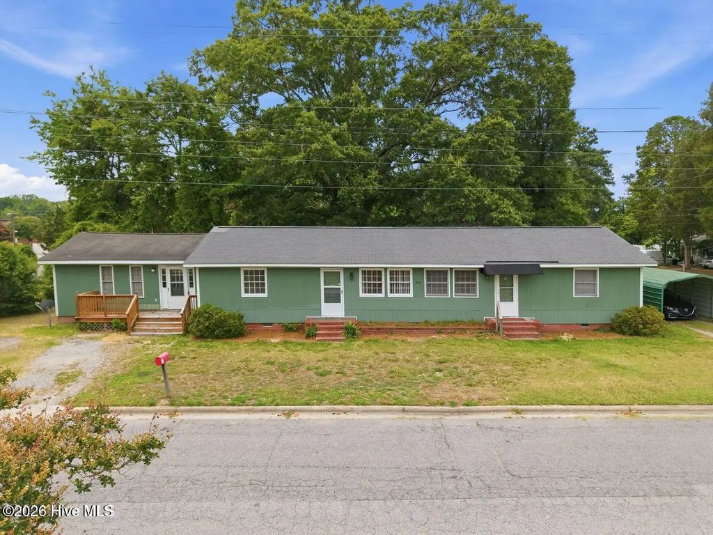 300 Cemetery Road B, Greenville