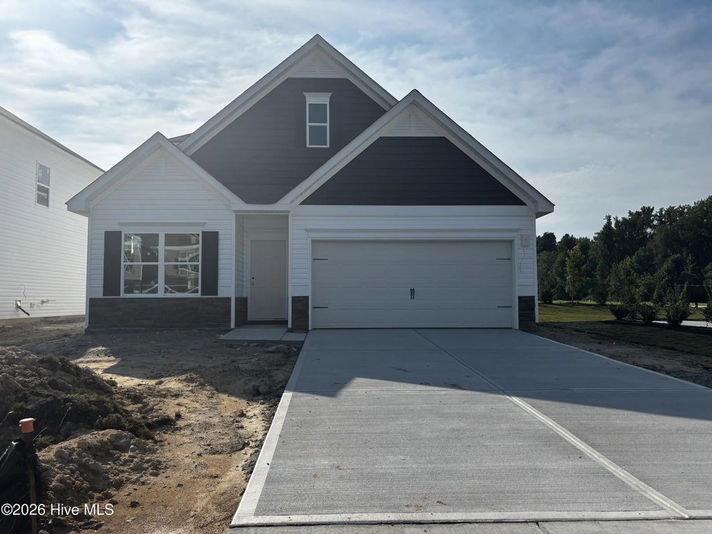 412 Barter Drive, Vass