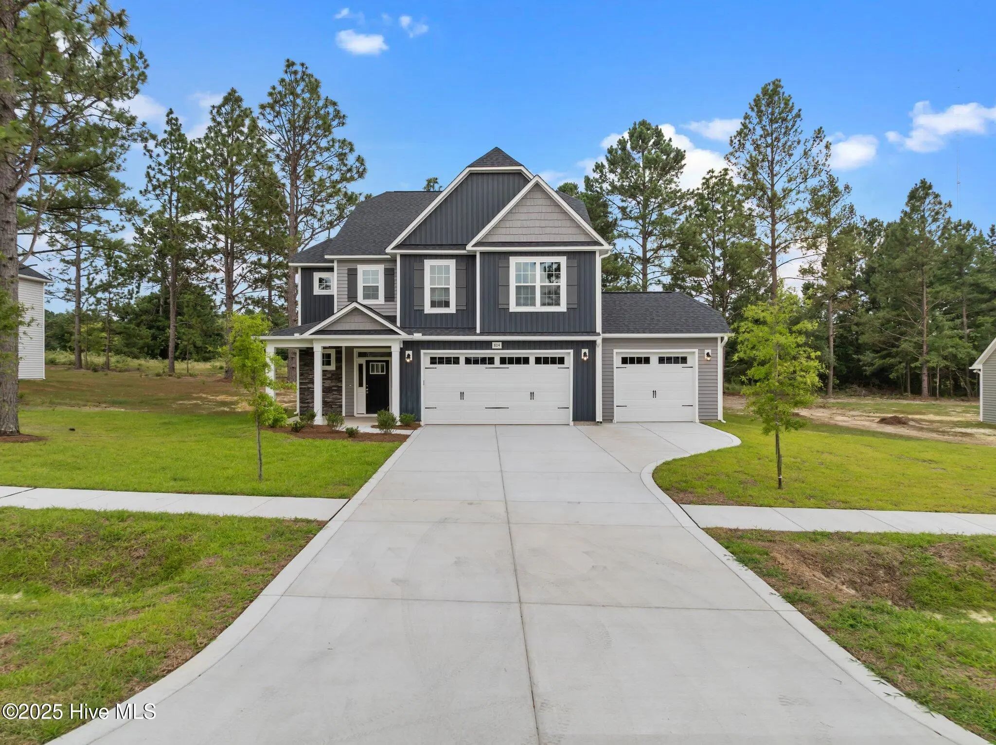 804 Winds Way, Aberdeen