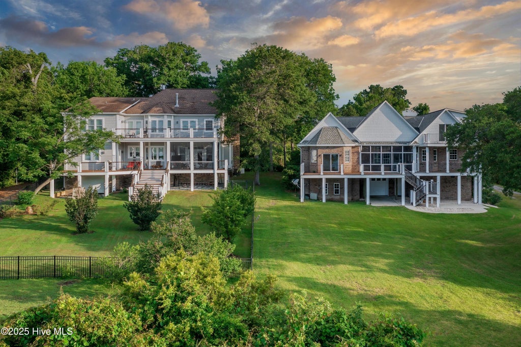 1901 Middle Sound Loop Road, Wilmington