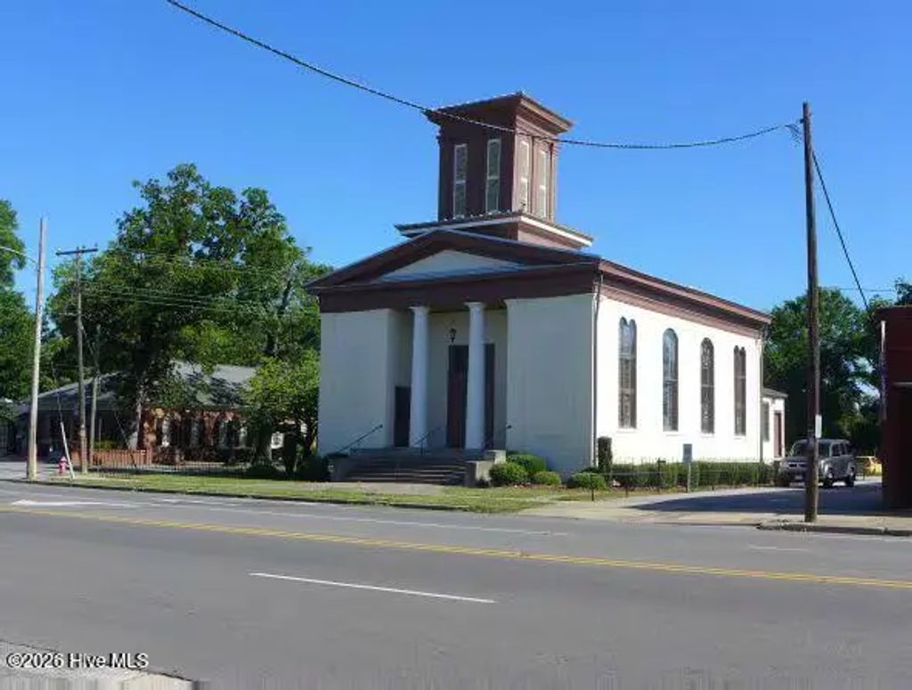 111 W W Ash Street, Goldsboro