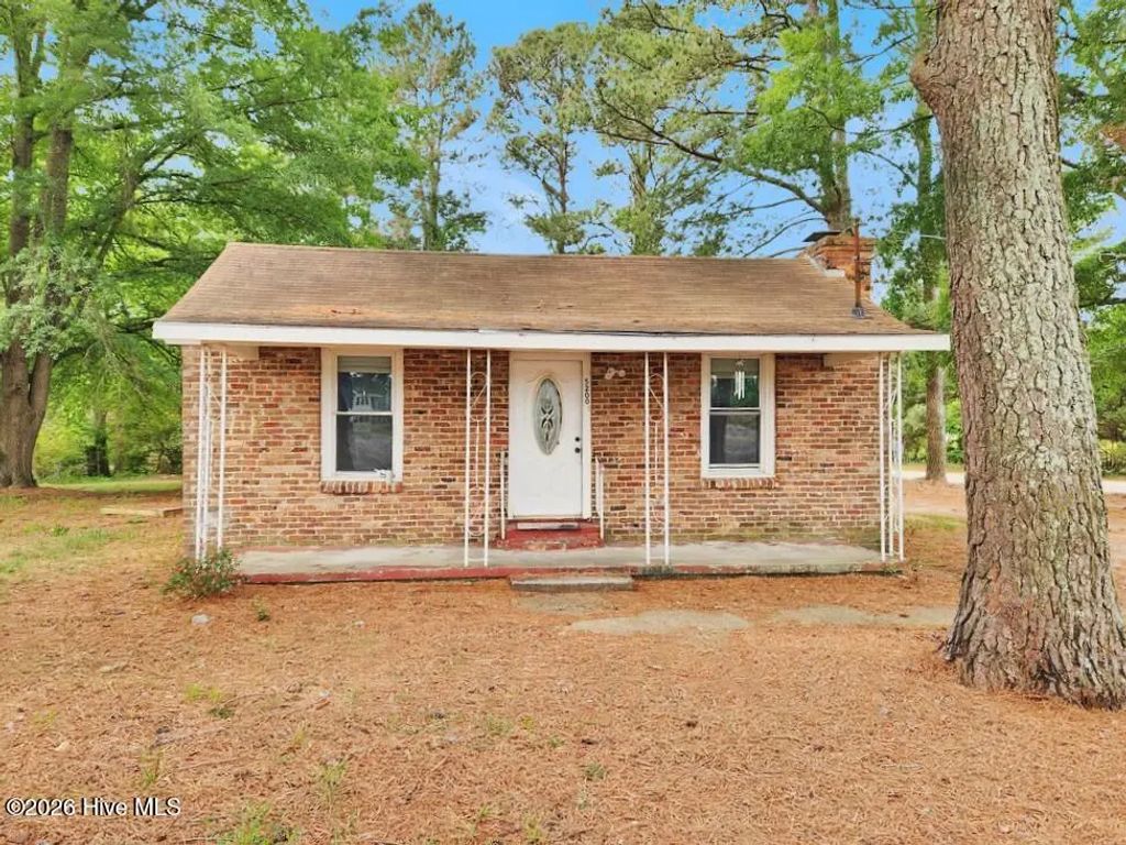 5200 White Oak Loop, Wilson