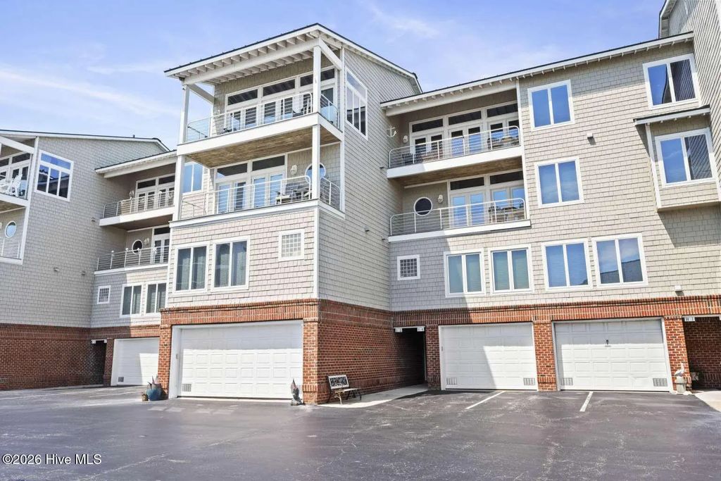 104 S 3rd Street 1-4, Morehead City