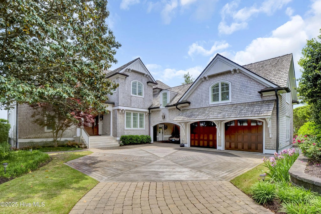 109 Live Oak Lane, Wilmington