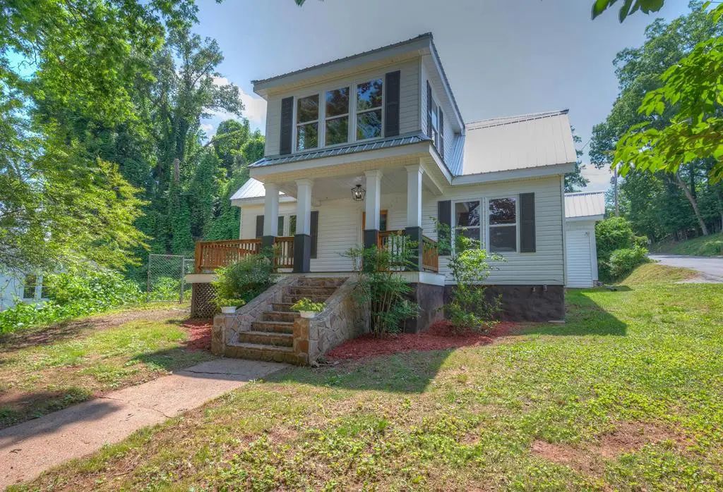 849 Valley River Avenue, Murphy