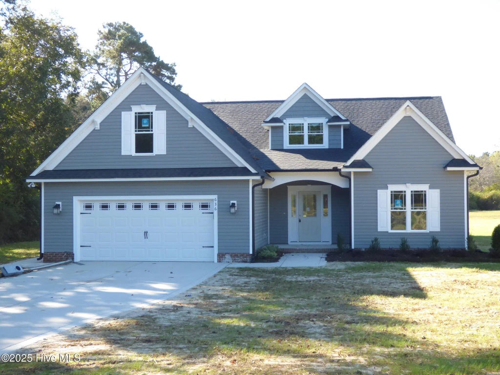 636 Tart Town Road, Dunn