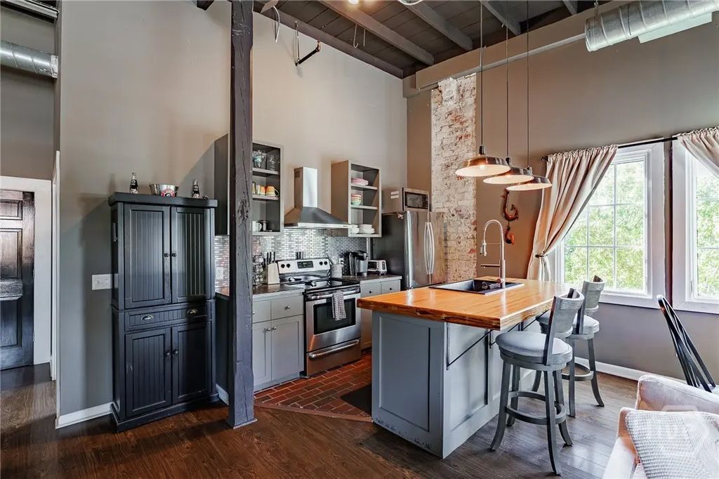 269 N Hull Street 212, Athens