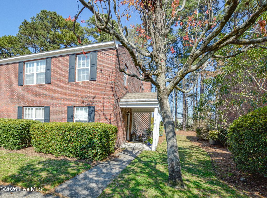 5114 Lamppost Circle, Wilmington