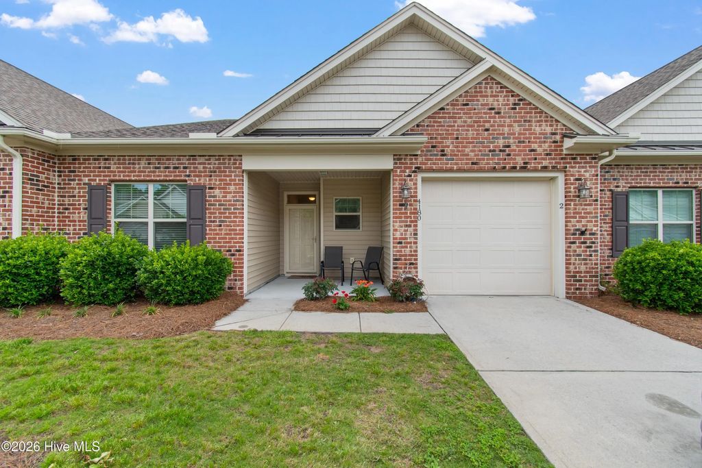 4180 Cambridge Cove Road Se Unit 2, Southport
