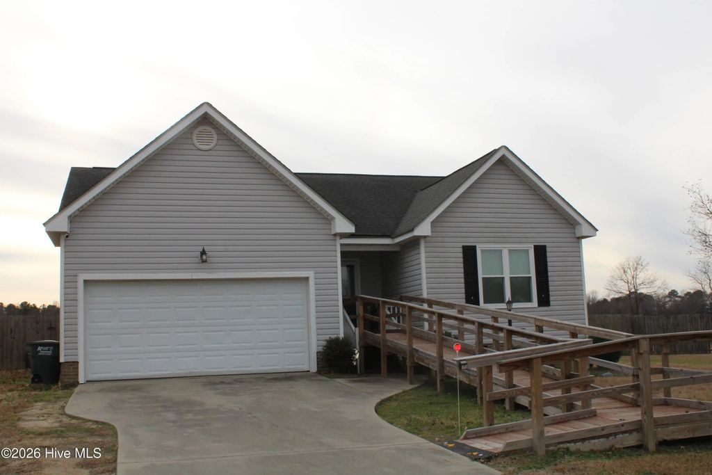212 Sunridge Lane, Pikeville