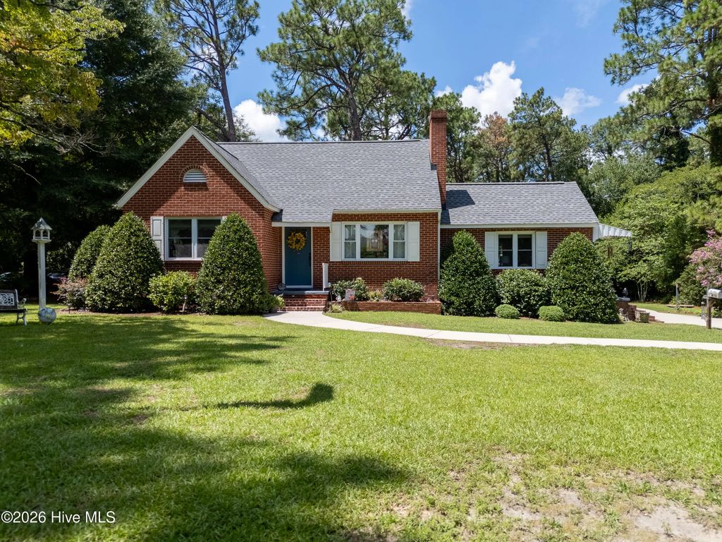 1301 N Poplar Street, Aberdeen