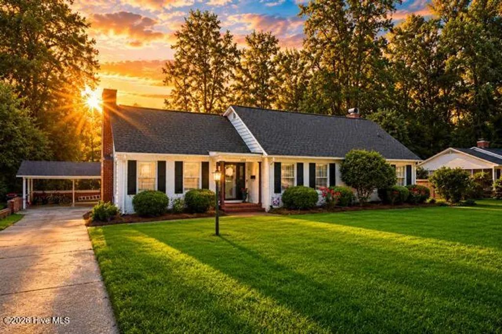 1322 Carolina Drive, Rockingham