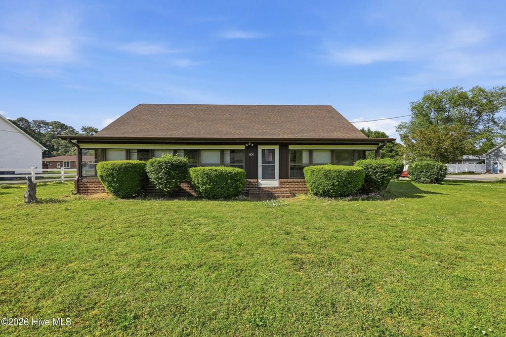 1600 W Main Ext, Elizabeth City