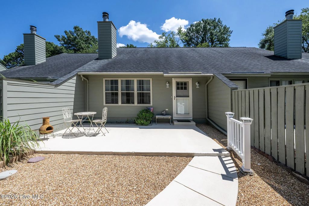118 Ashley Place, New Bern