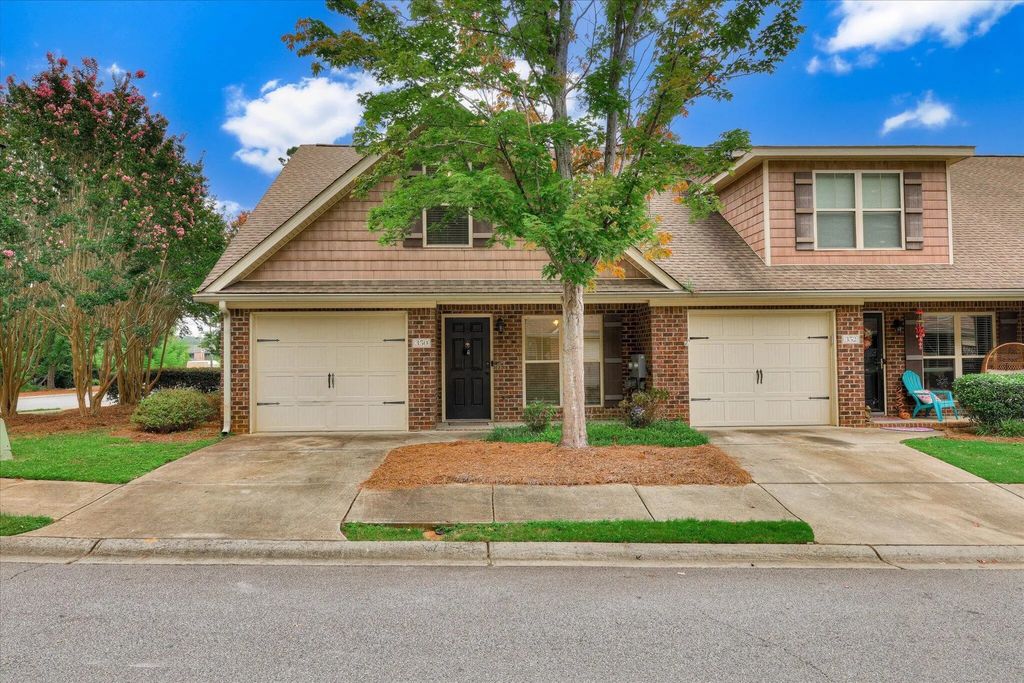 350 Connor Circle, Columbia