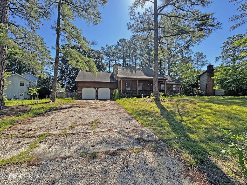 609 Lufkin Circle, Fayetteville