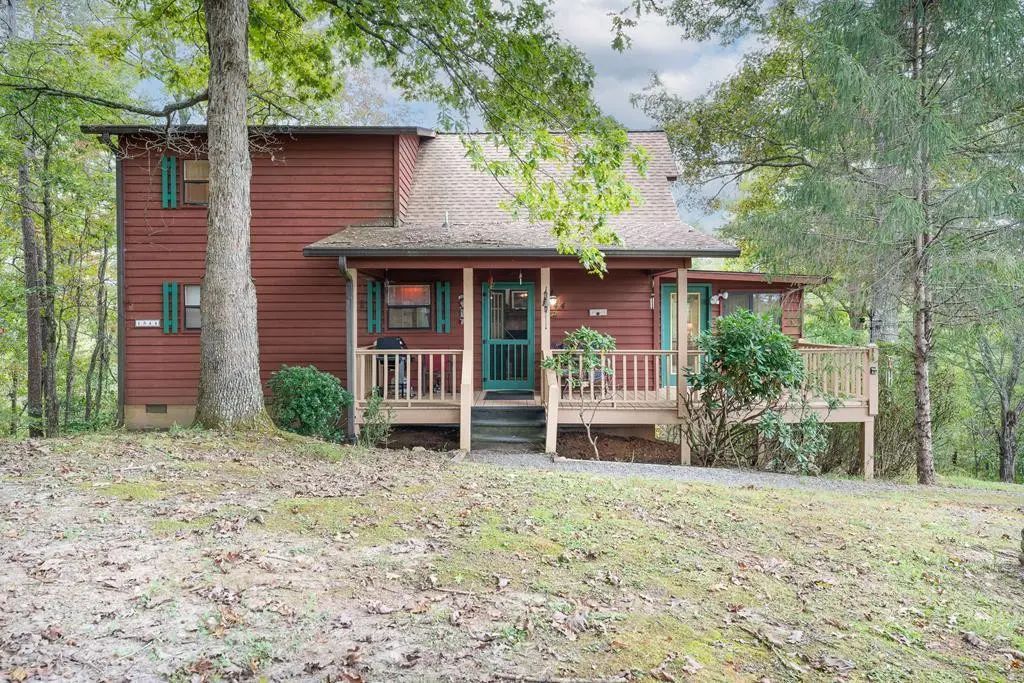 1544 Country Walk, Bellview