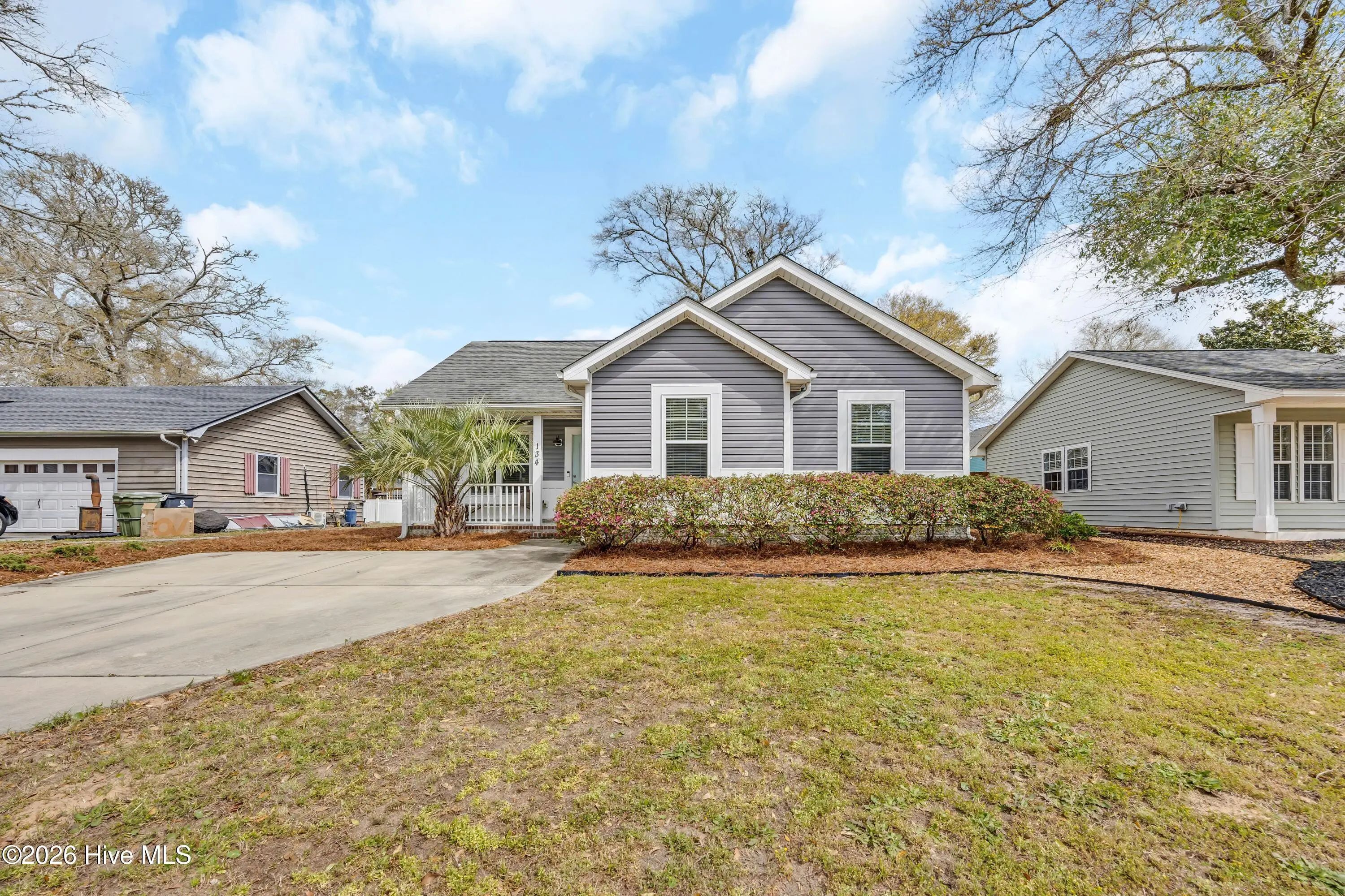 134 Nw 17th Street, Oak Island