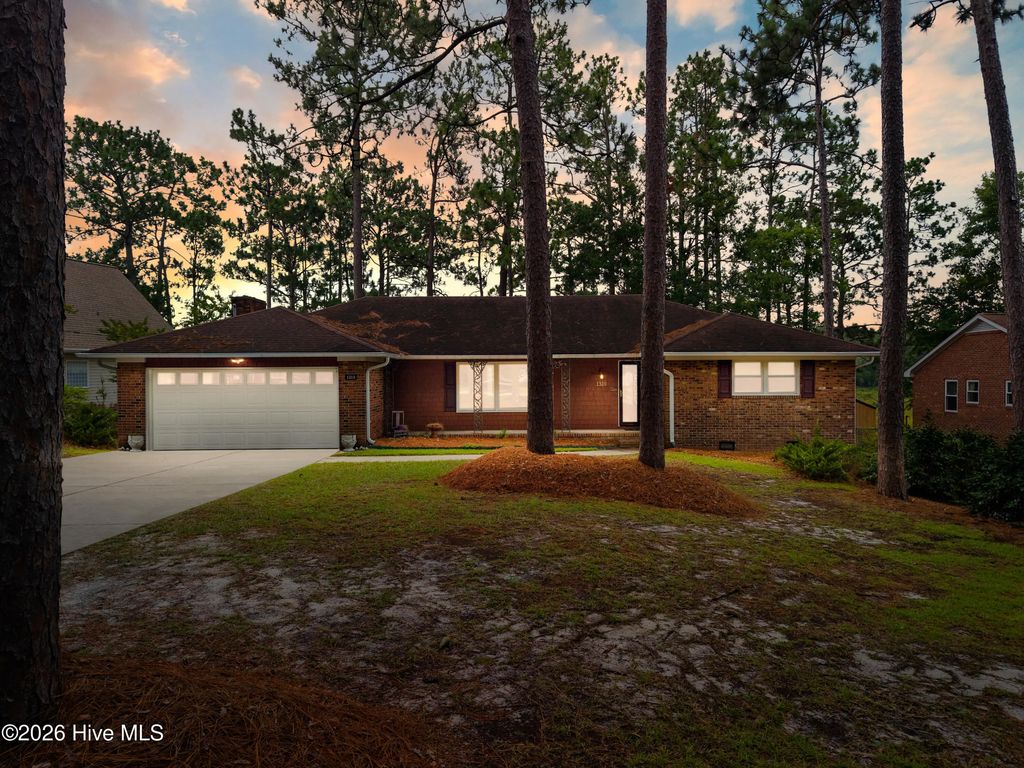 1318 N Shore Drive, Southport