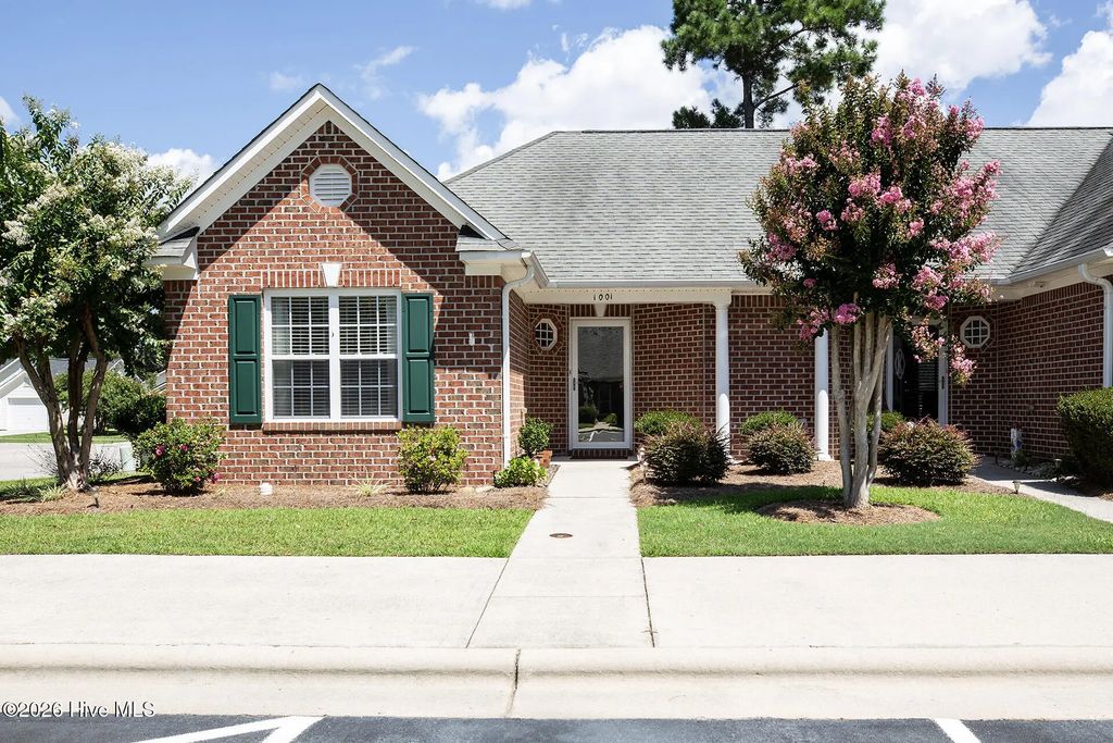 1001 Bridgeport Way, Leland