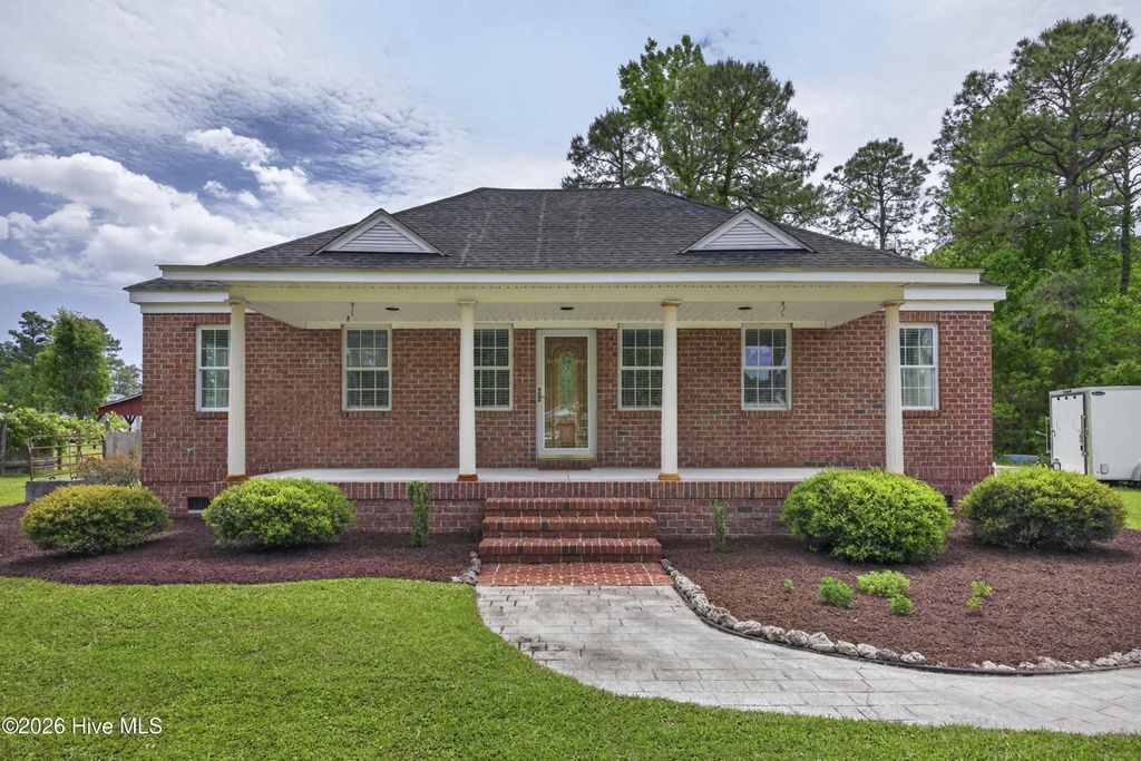 575 Island Creek Road, Rocky Point