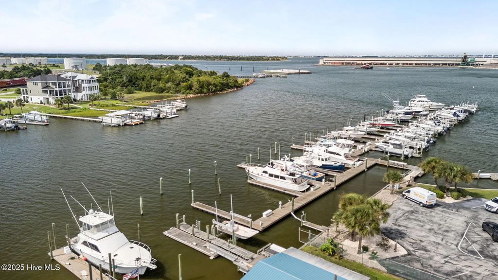 108 Old Causeway Road Slip 80, Morehead City