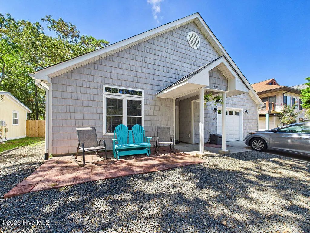 2805 E Yacht Drive, Oak Island
