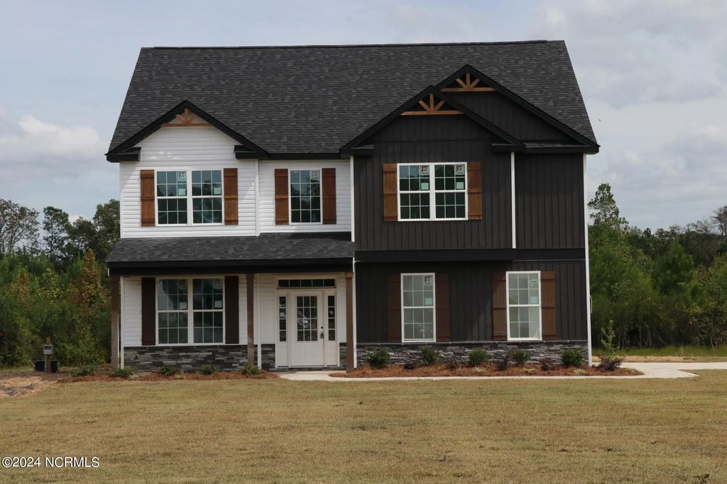 1315 Halibut Street, Fayetteville